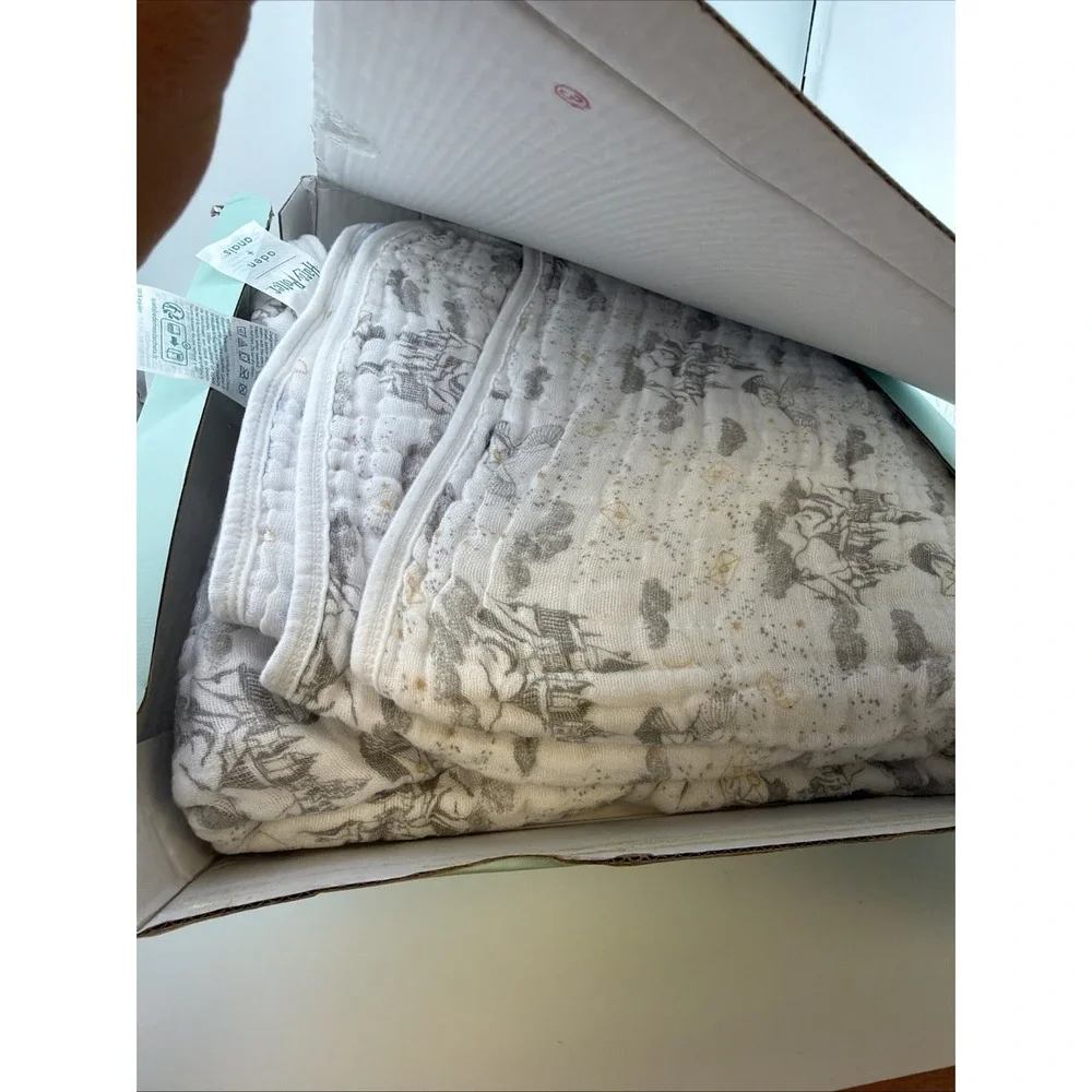 aden and anais Harry Potter Classic Muslin Dream Blanket